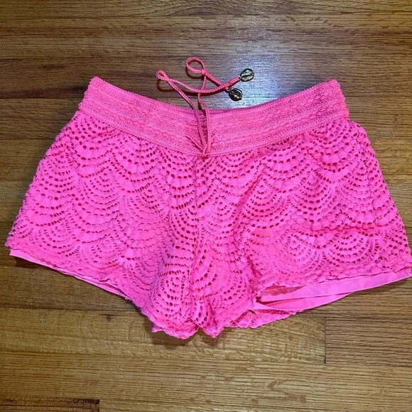 Lilly Pulitzer Claudette Crocheted Pink Shorts Small Coral Reef Pull On Beach(D) - Picture 1 of 8
